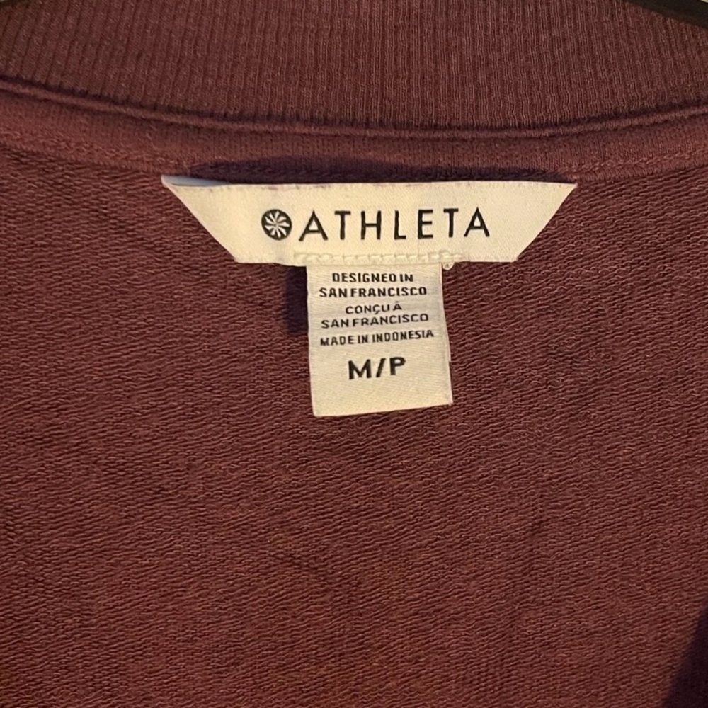 Athleta Step Forward Sweatshirt Tee Medium Petite MP - Picture 3 of 7